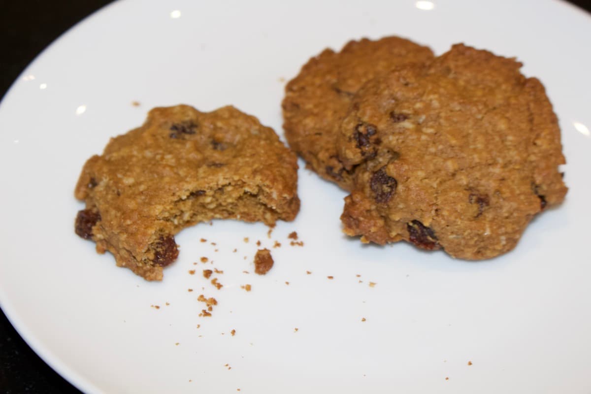 Oatmeal and raisin cookies